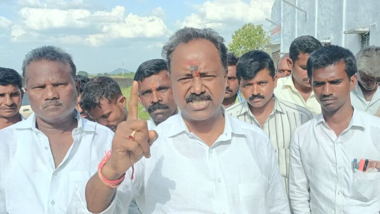 జనగర్జన సభకు వెళ్తున్న వాహనాలను అడ్డుకోవడం సరికాదు..జీఎస్సార్ ఆగ్రహం