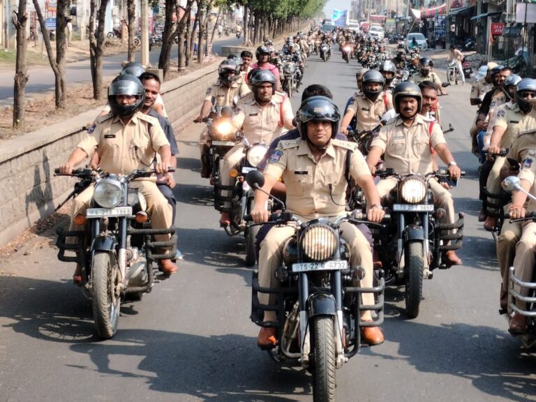 పోలీసు అమరవీరుల త్యాగాలు చిరస్మరణీయం: జిల్లా ఎస్పీ కిరణ్ ఖరే ఐపిఎస్